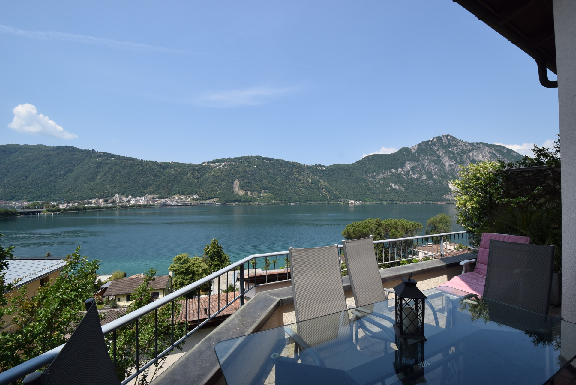 Casa bifamiliare a Bissone