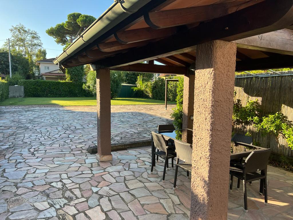 Villa a Pietrasanta