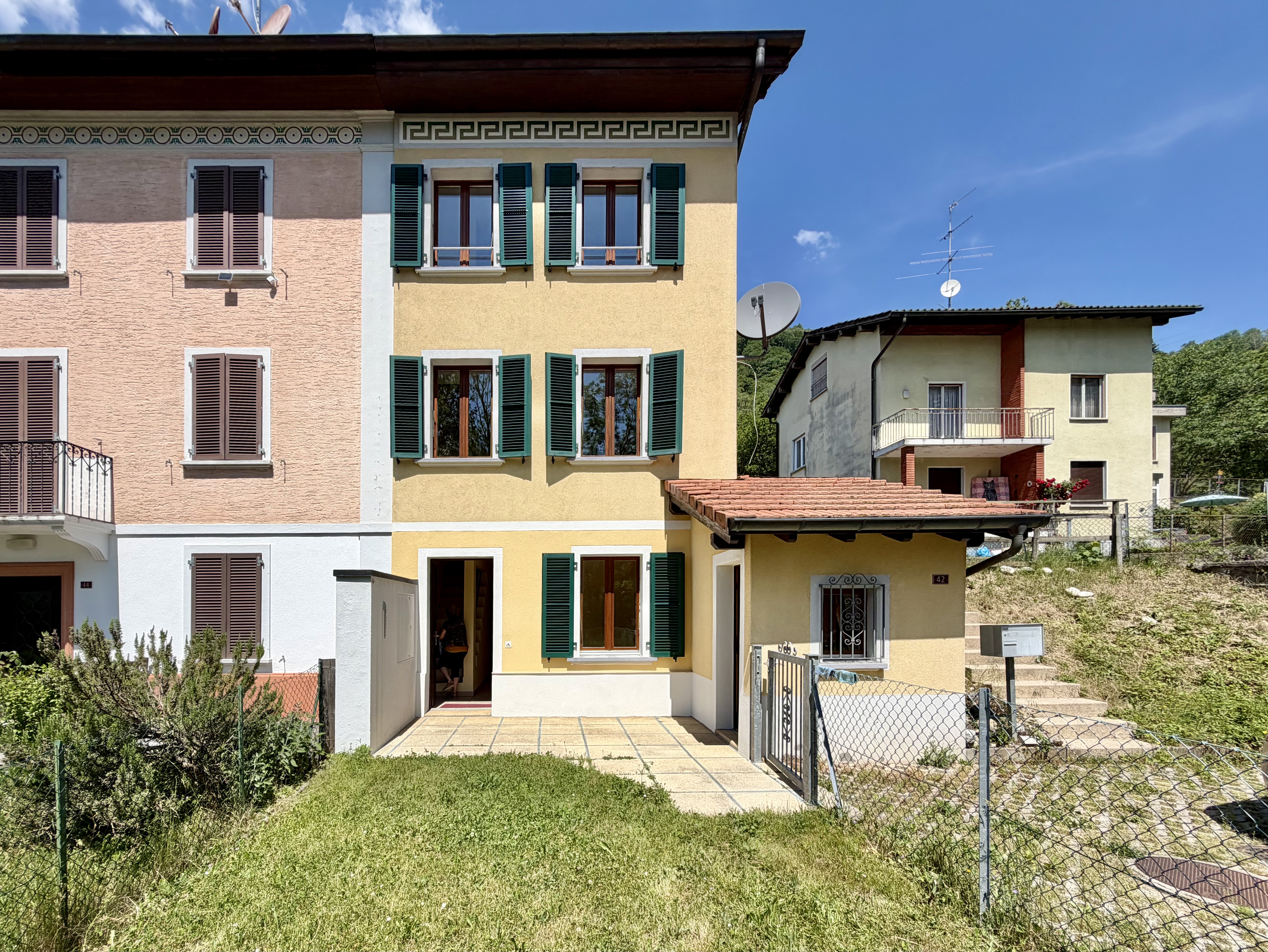 Casa unifamiliare a Arosio-Mugena