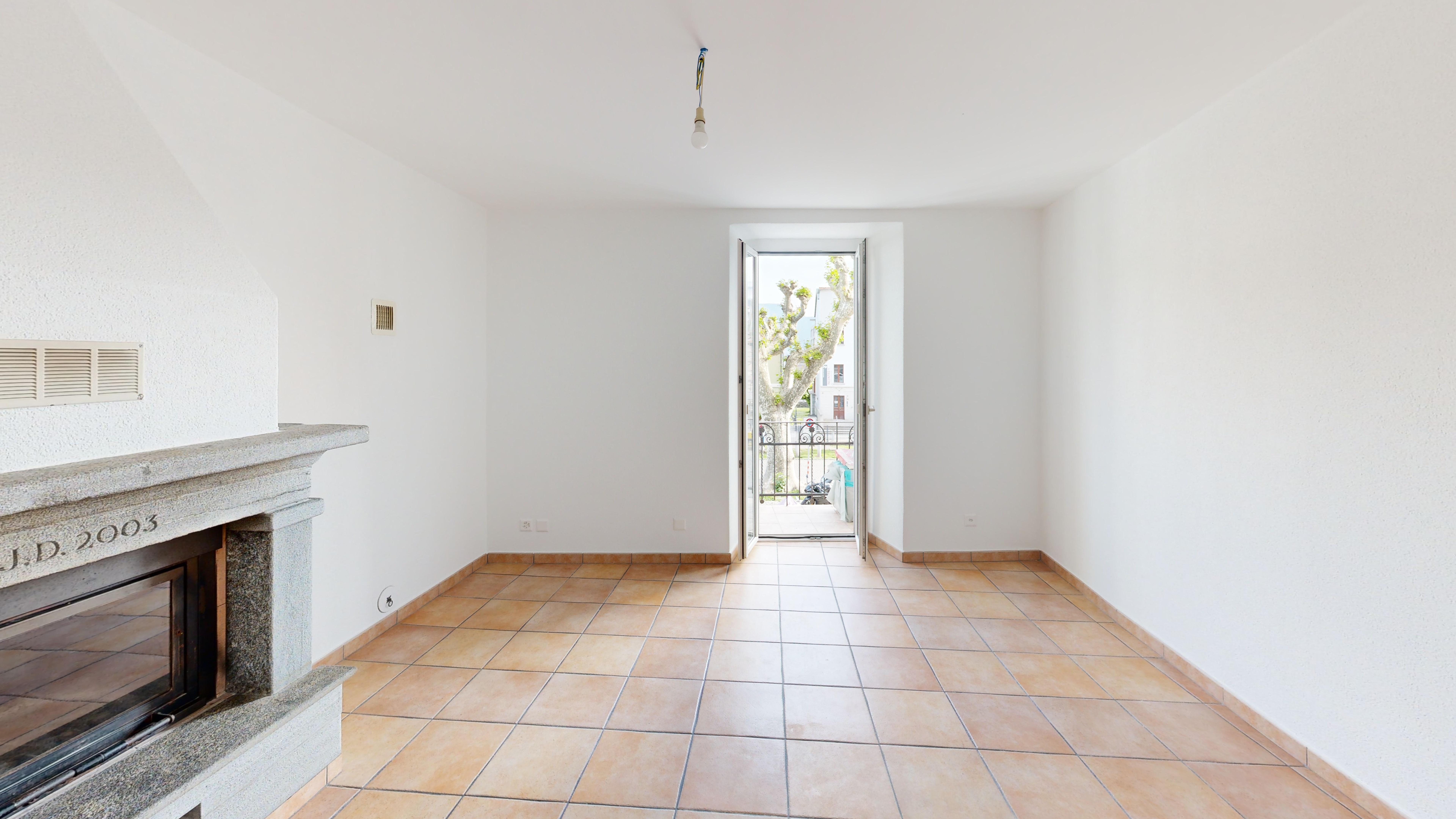 Palazzo a reddito a Solduno