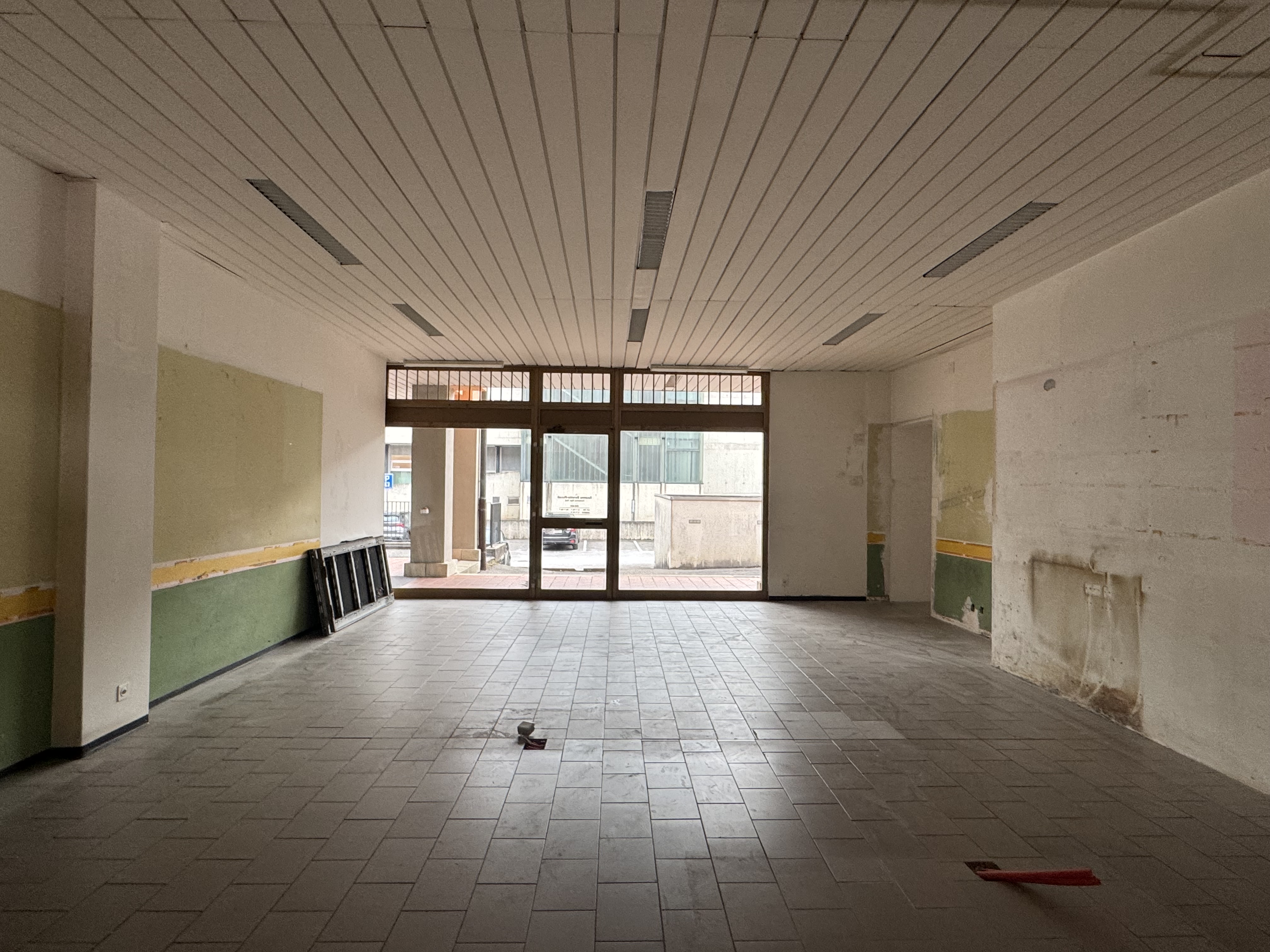 Spazio commerciale a Ponte Capriasca