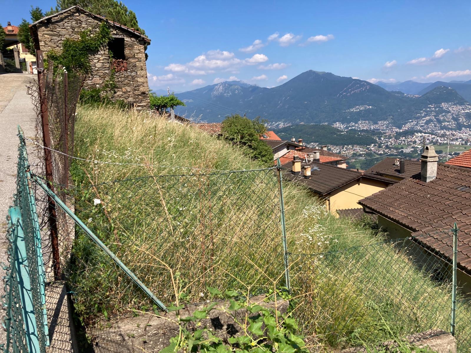 Terreno edificabile a Cademario