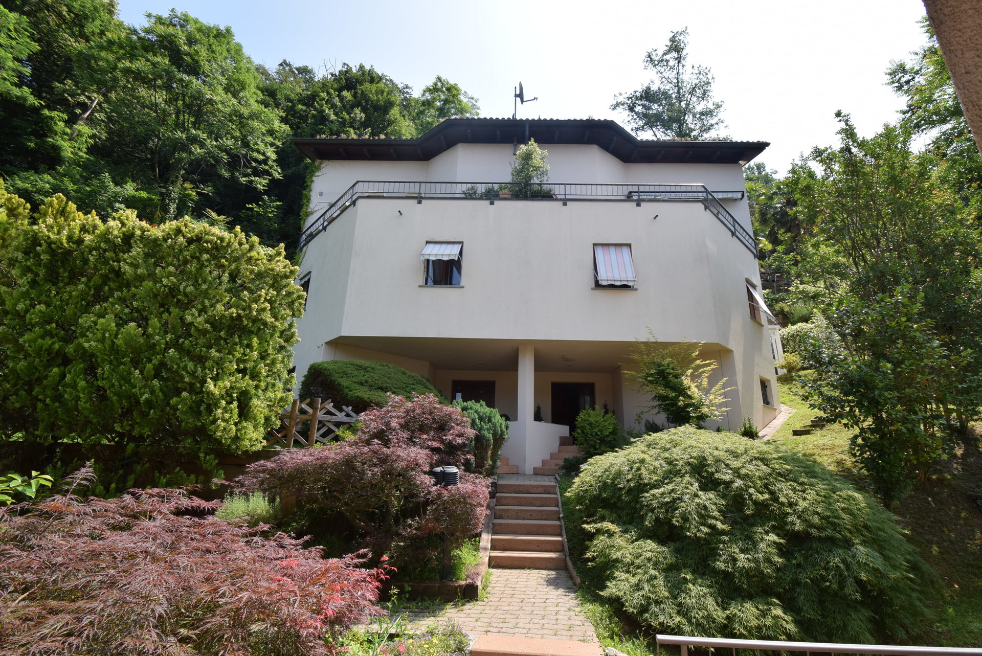 Casa bifamiliare a Bissone