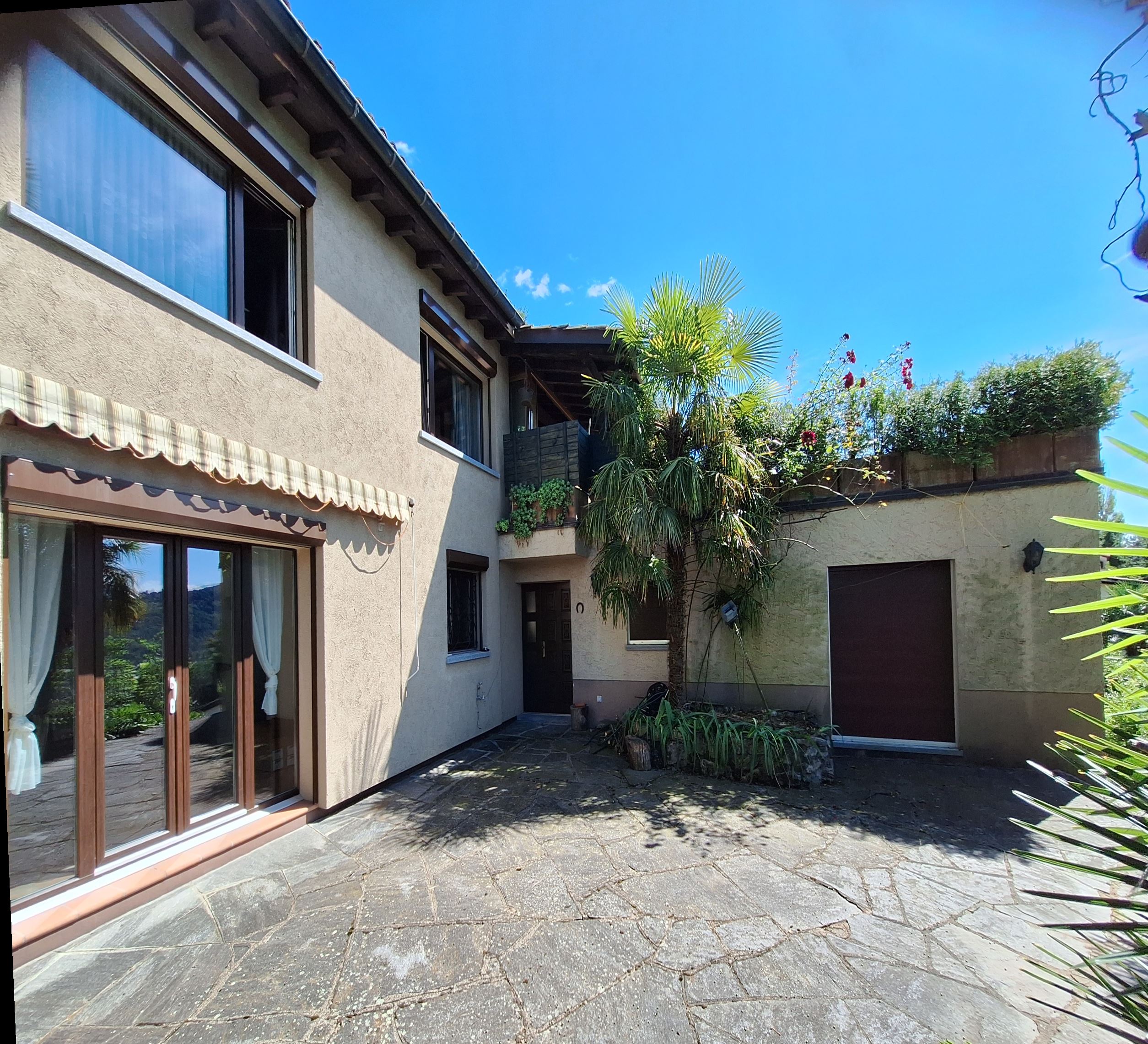 Casa unifamiliare a Carabbia
