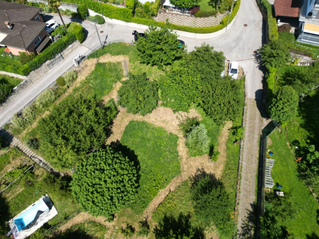 Terreno edificabile a Pazzallo