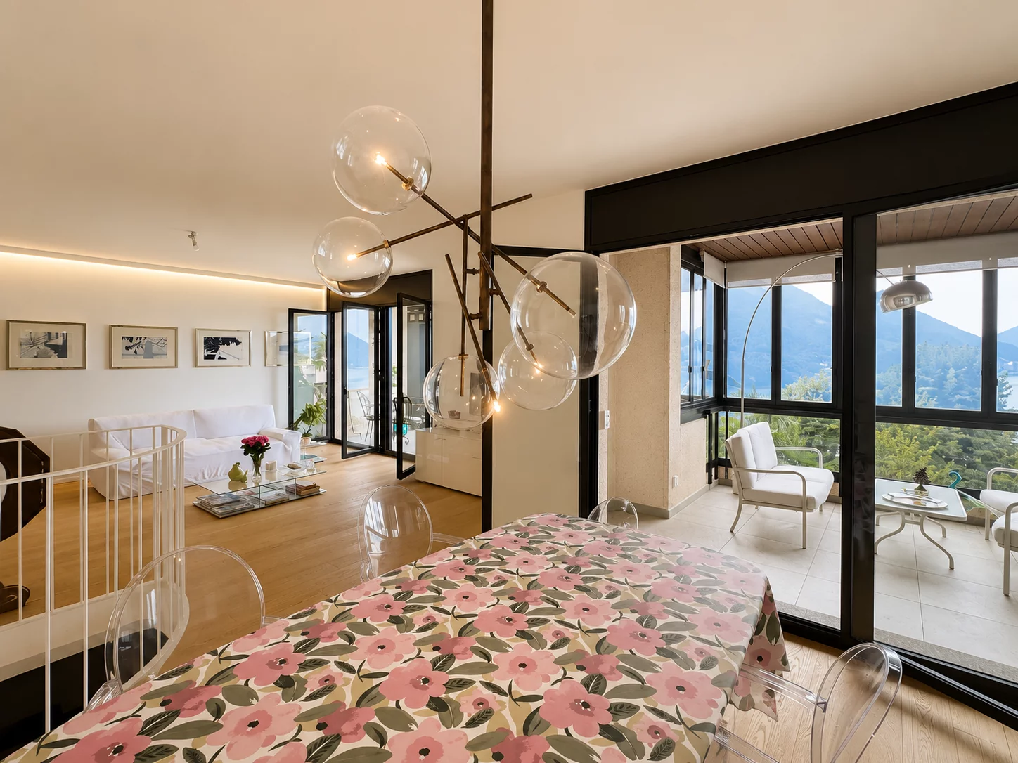 Appartamento duplex a Castagnola